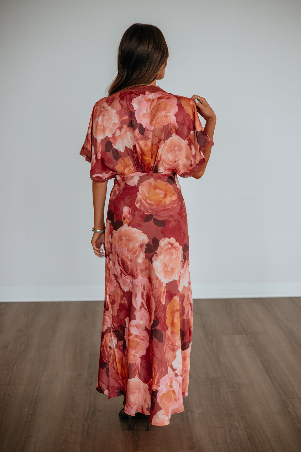 V-Neck Dolman Sleeve Scallop Lace Satin Maxi Dress in Dusty Rose