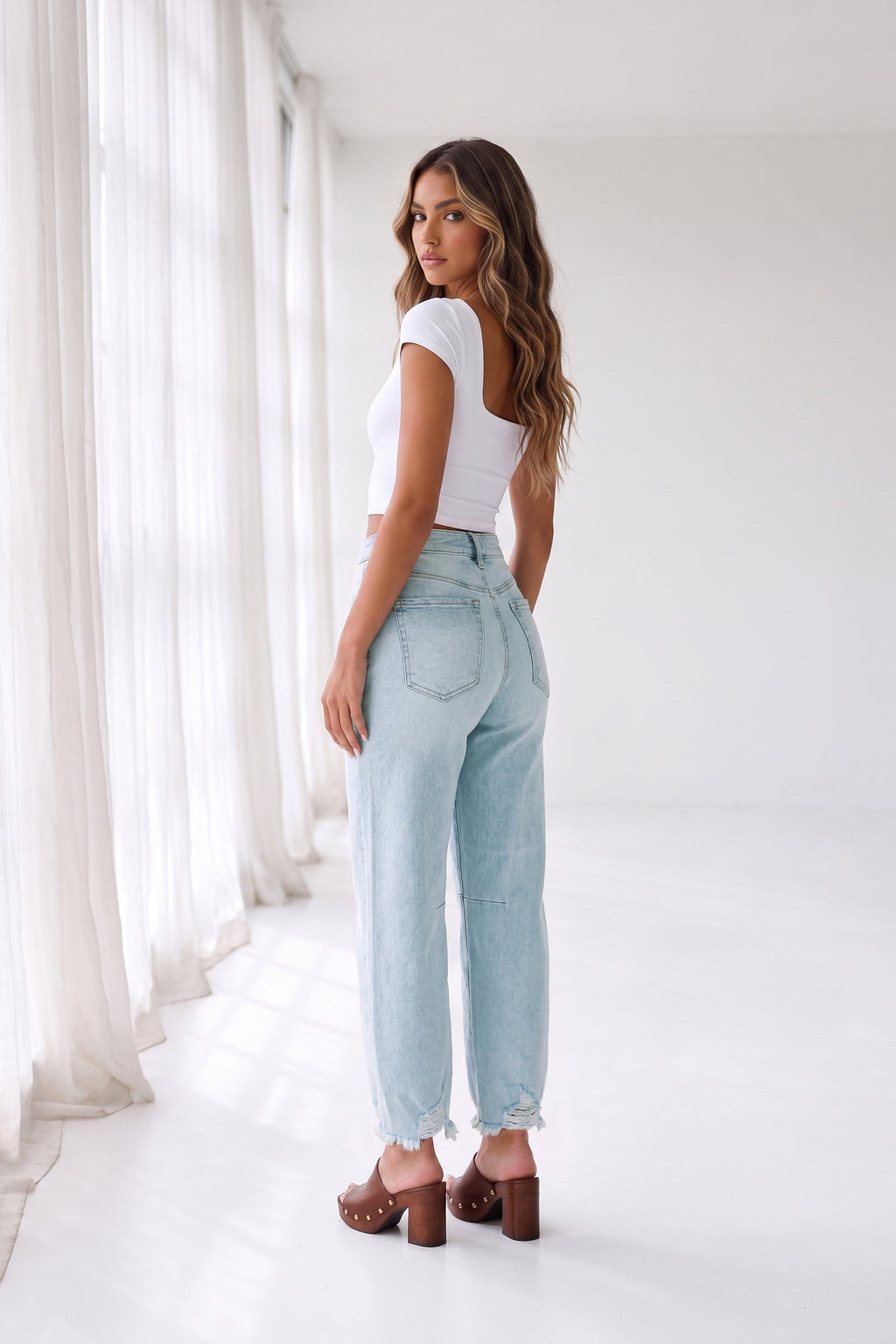 High Rise Barrel Leg Ankle Jeans in Vintage Light Wash Cotton