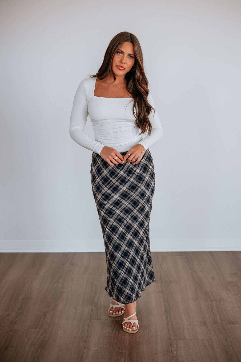 Plaid Print Lettuce Hem Midi Skirt in Dark Navy Polyester