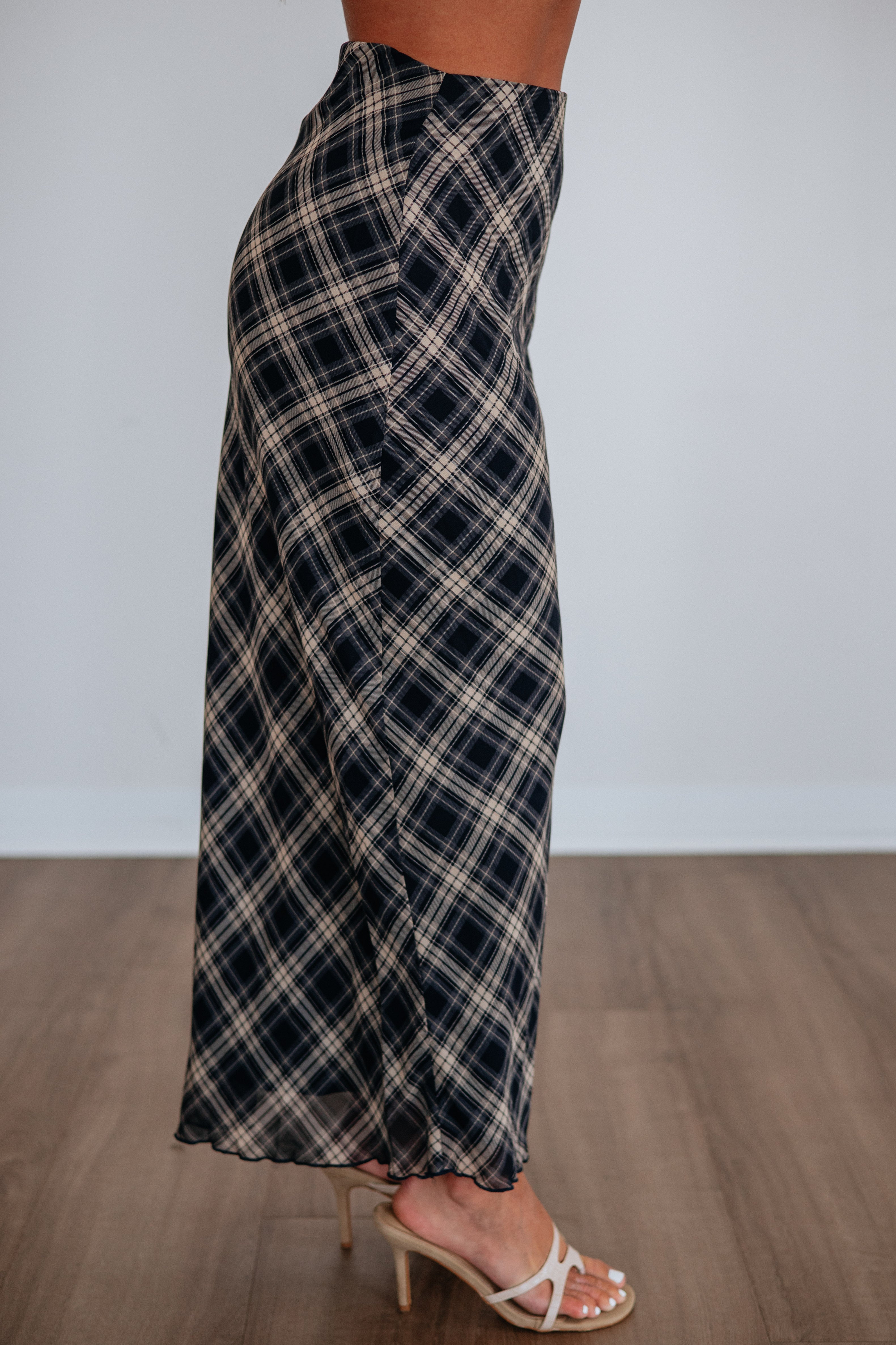 Plaid Print Lettuce Hem Midi Skirt in Dark Navy Polyester