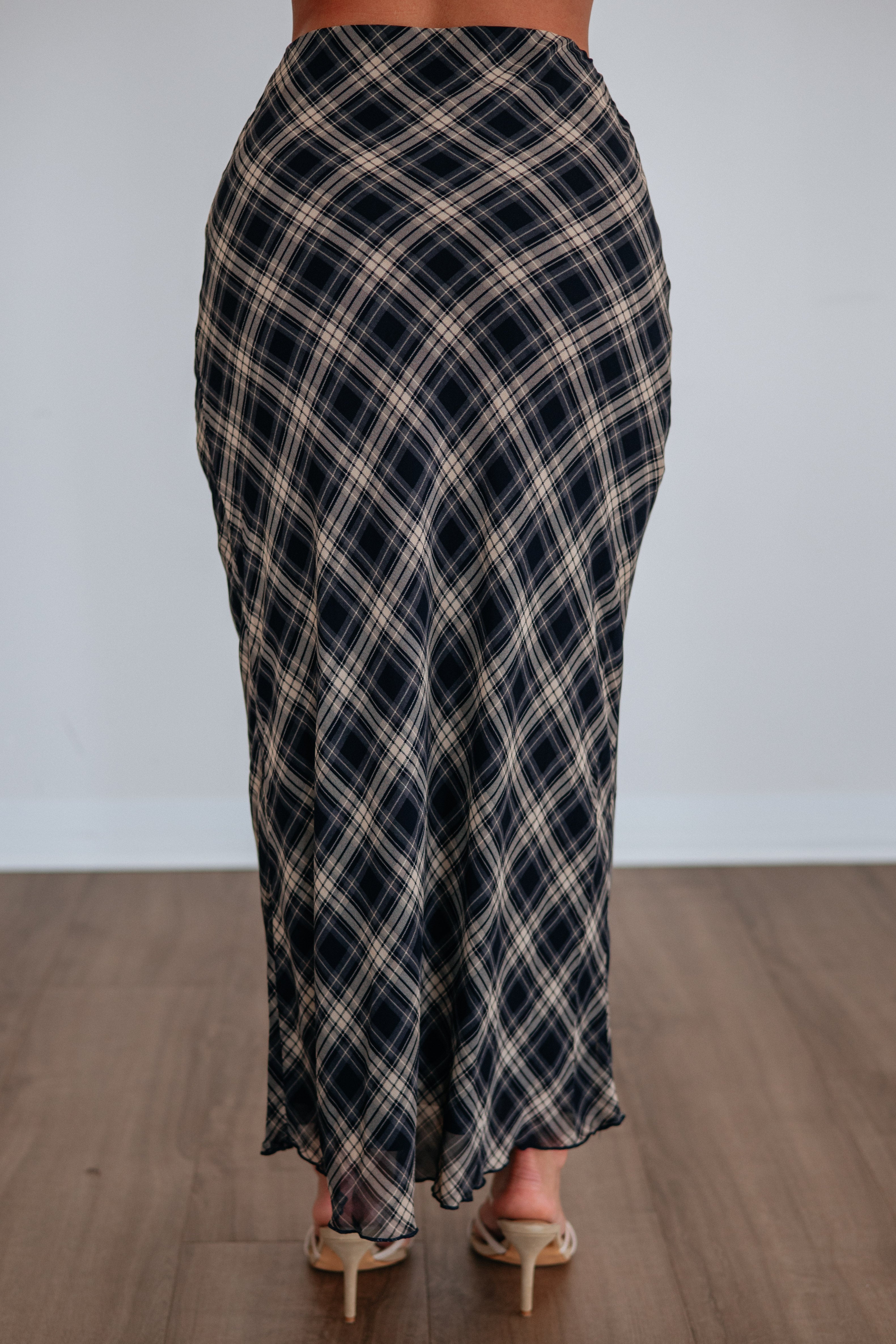 Plaid Print Lettuce Hem Midi Skirt in Dark Navy Polyester