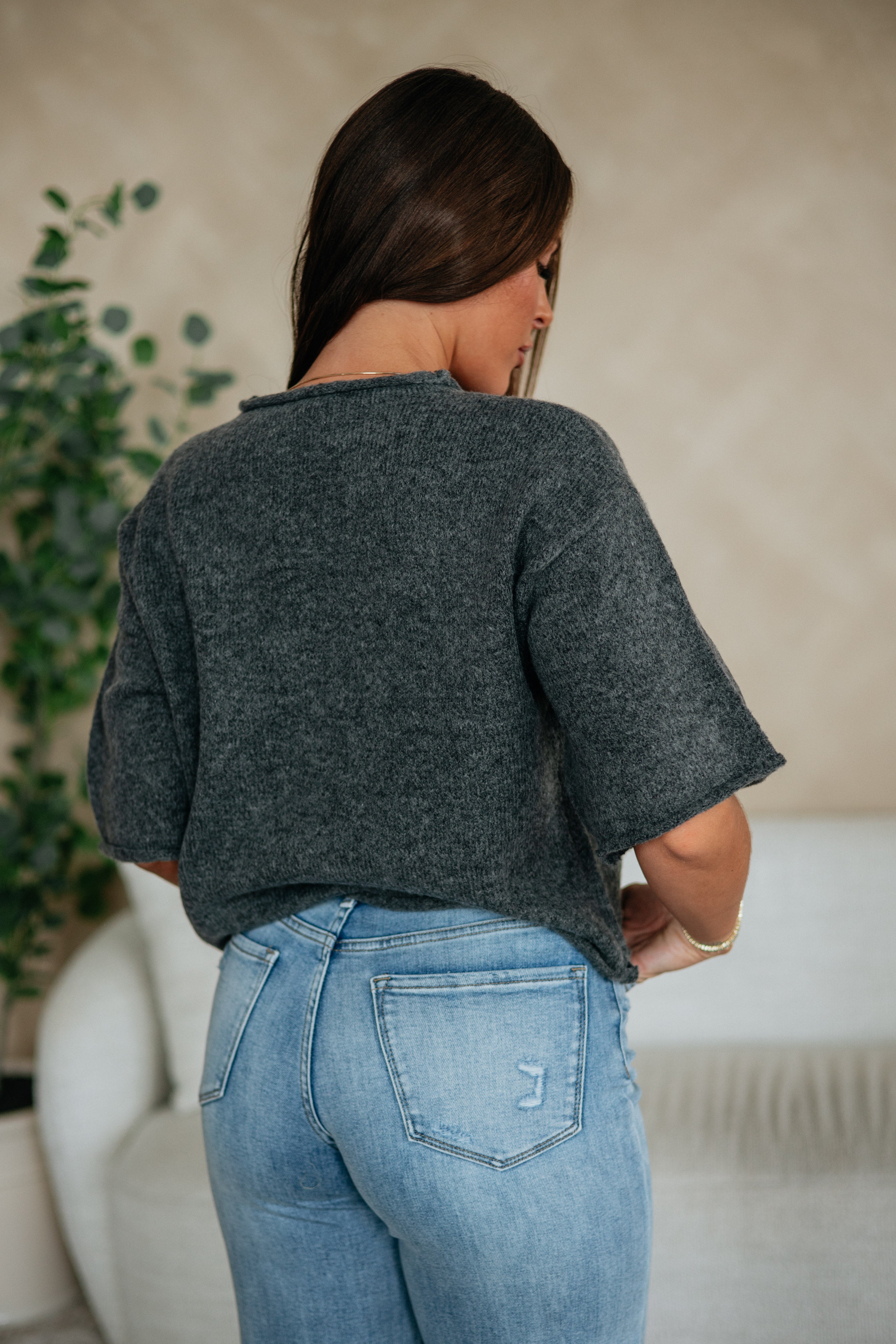 Round Neck Short Sleeve Boxy Sweater Knit Button-Down Cardigan