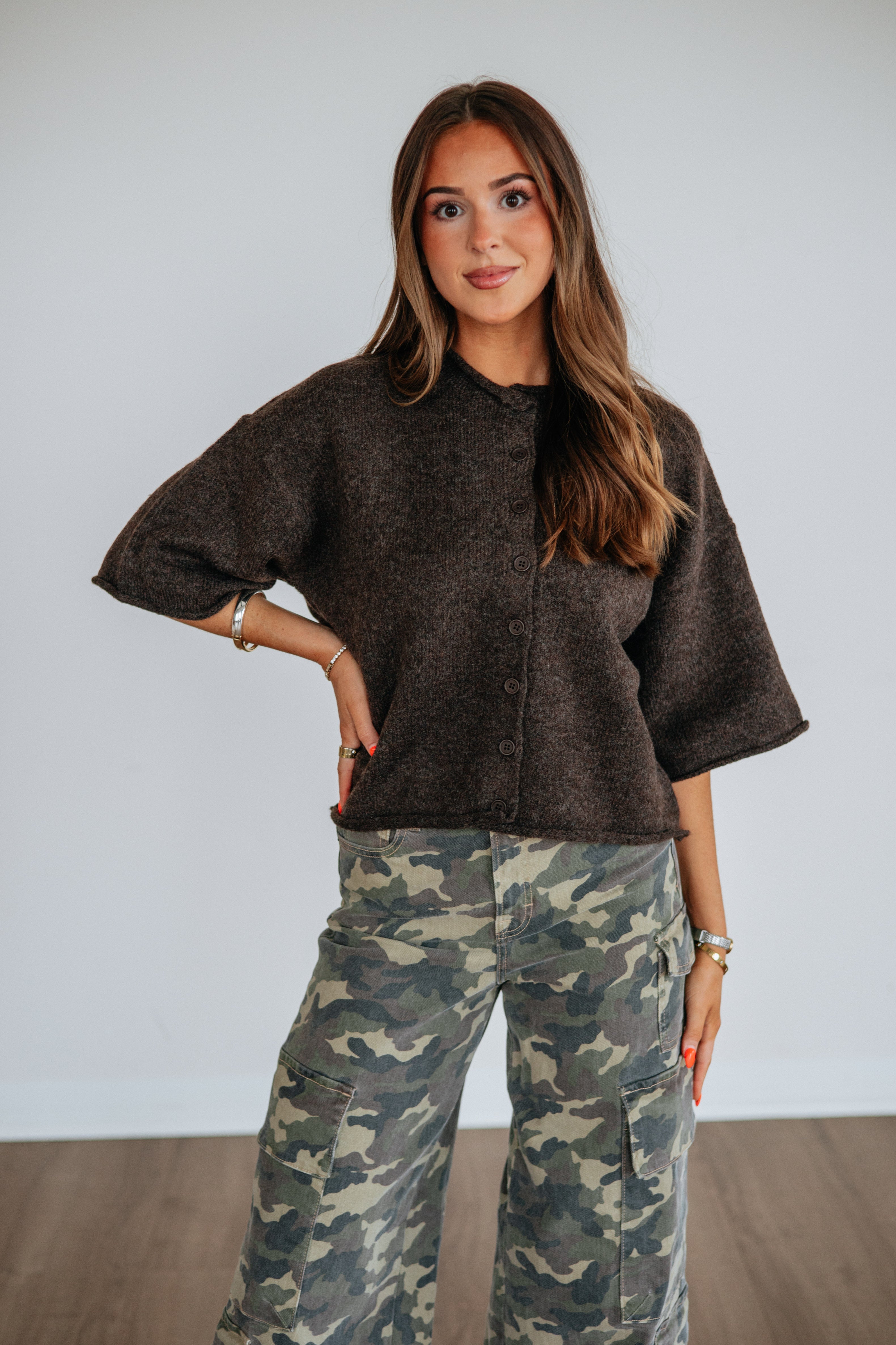 Round Neck Short Sleeve Boxy Sweater Knit Button-Down Cardigan