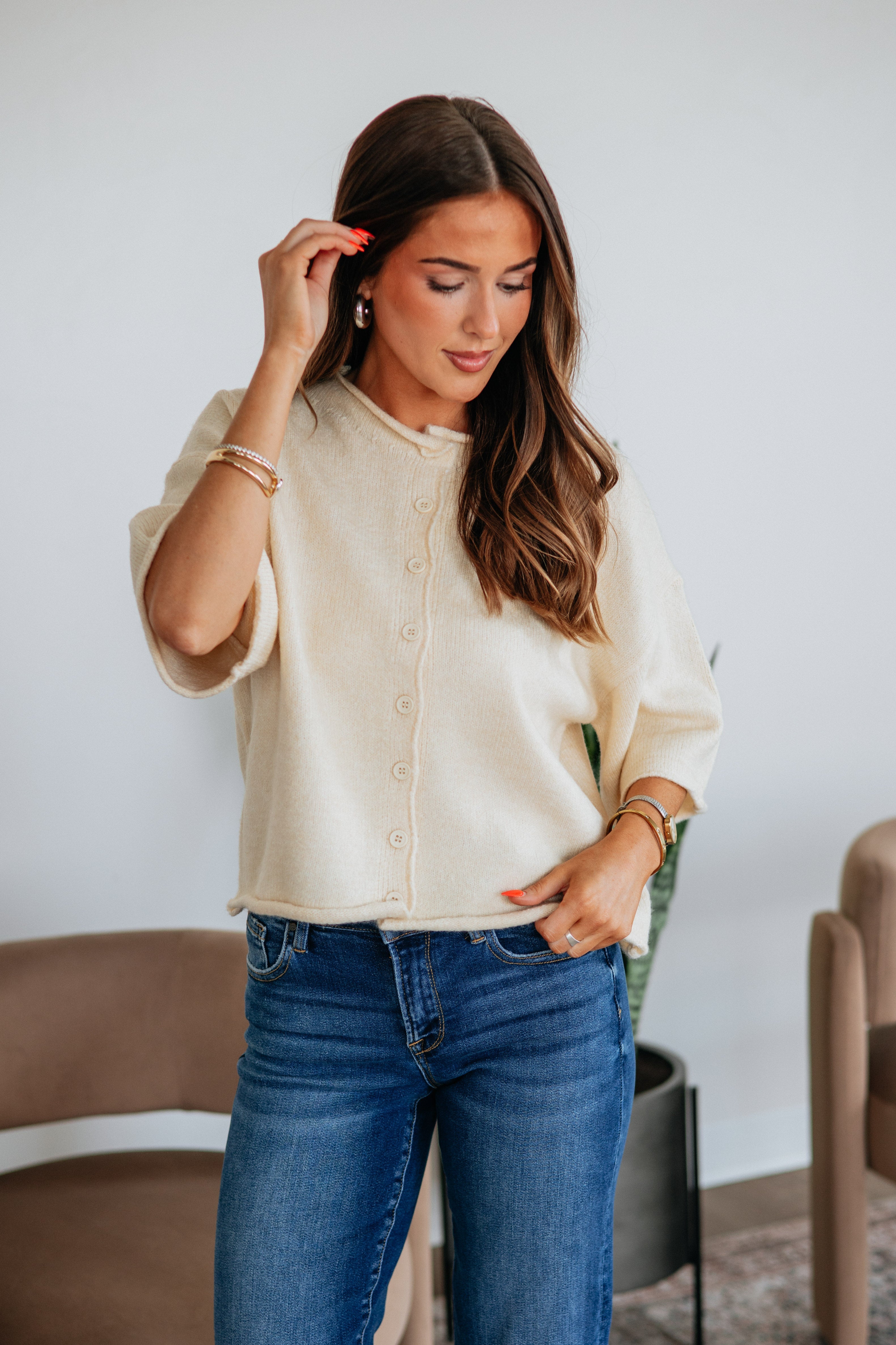 Round Neck Short Sleeve Boxy Sweater Knit Button-Down Cardigan