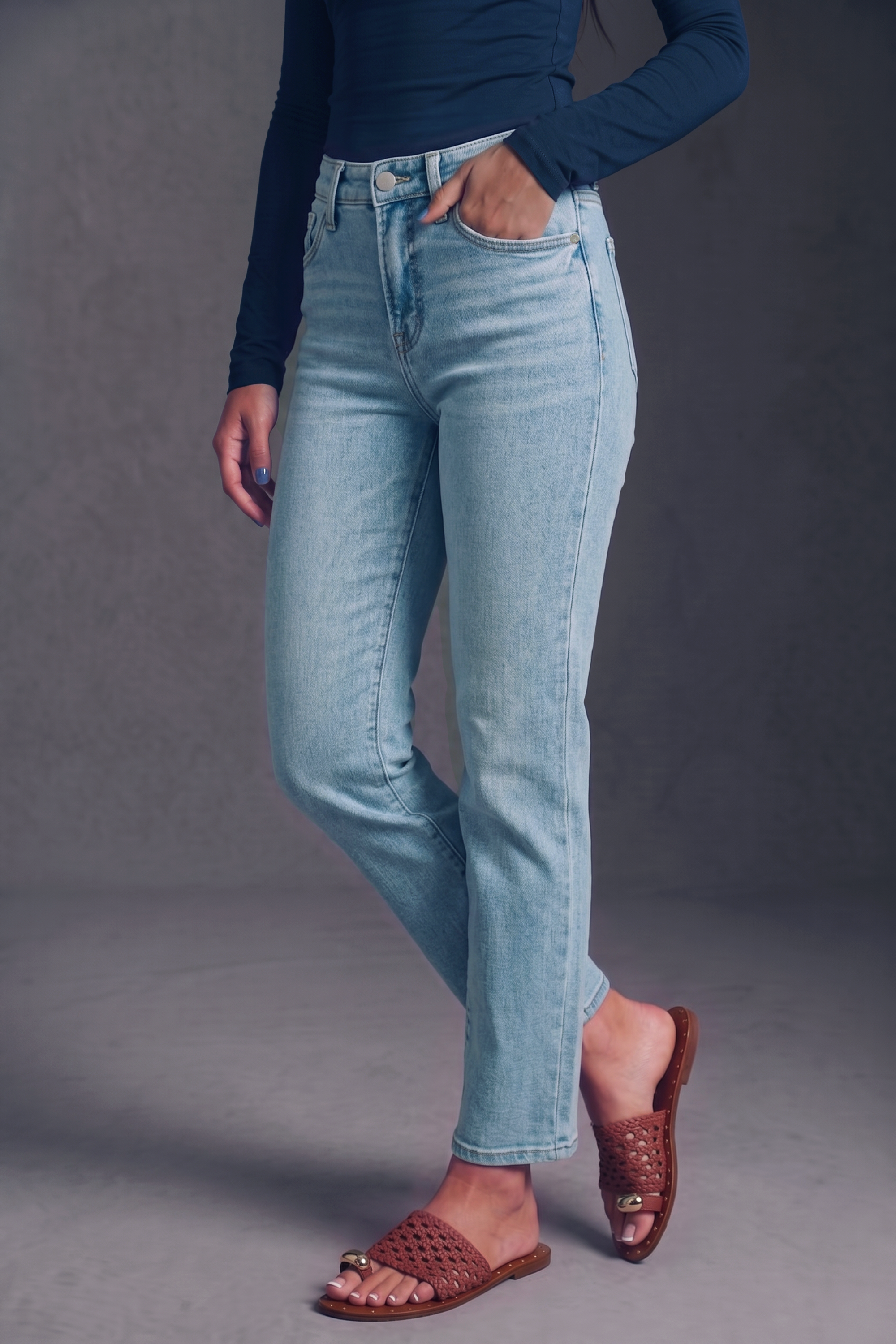Mid Rise Slim Straight Tummy Control Jeans in Light Wash Cotton