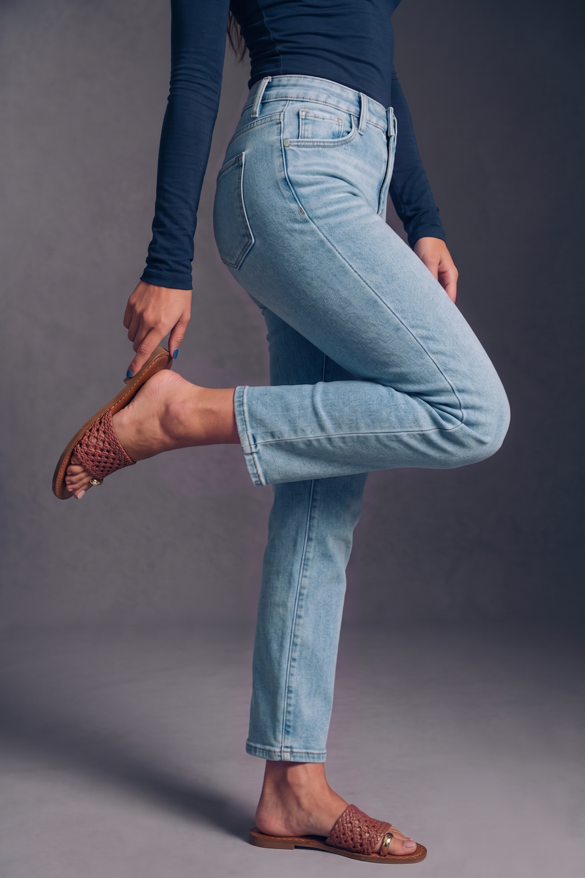 Mid Rise Slim Straight Tummy Control Jeans in Light Wash Cotton