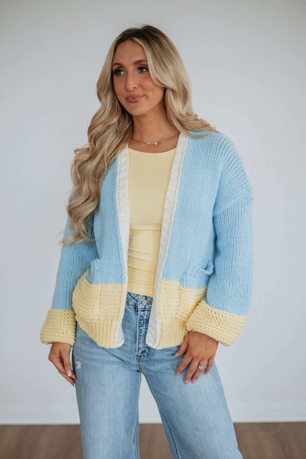 Open Front Long Sleeve Colorblock Chunky Knit Cardigan in Sky Blue