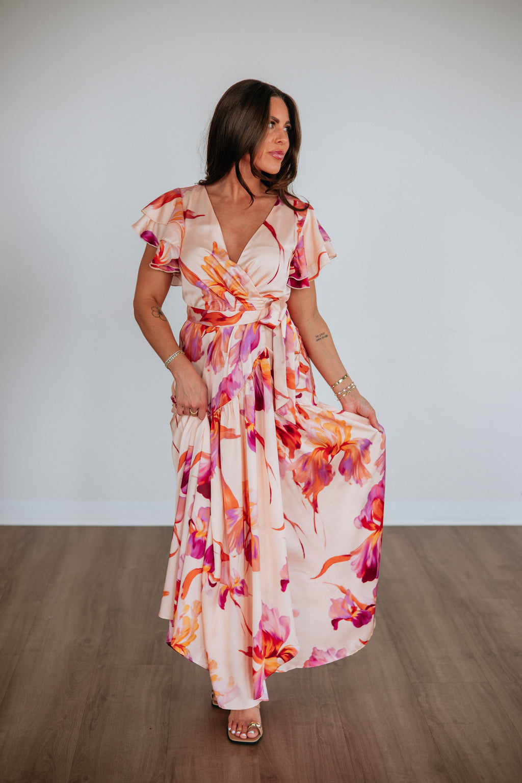 Wrap Bodice Flutter Sleeve Floral Maxi Dress in Peach Blush Polyester