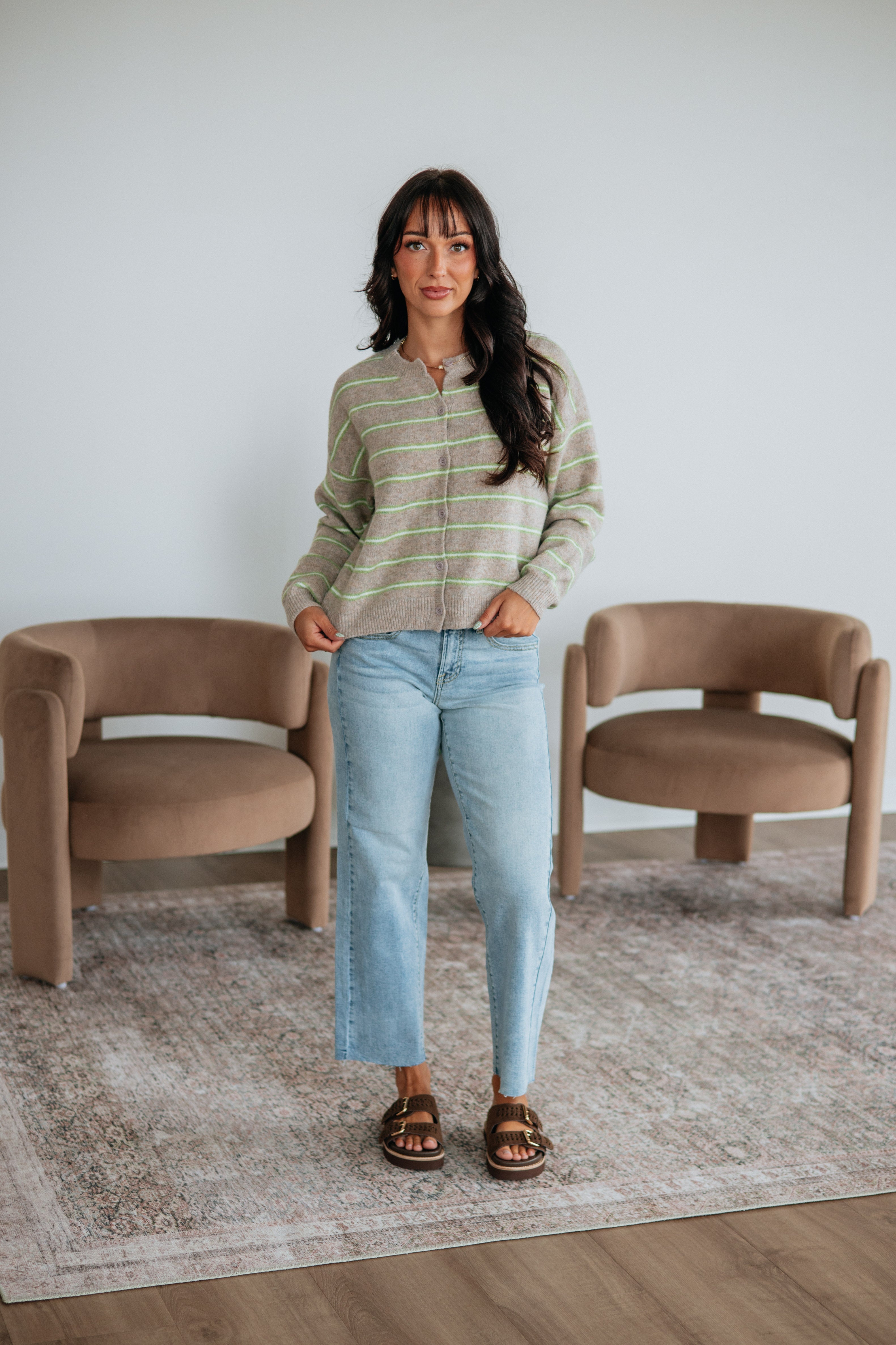 Crew Neck Long Sleeve Contrast Stripe Sweater Knit Cardigan in Heathered Taupe