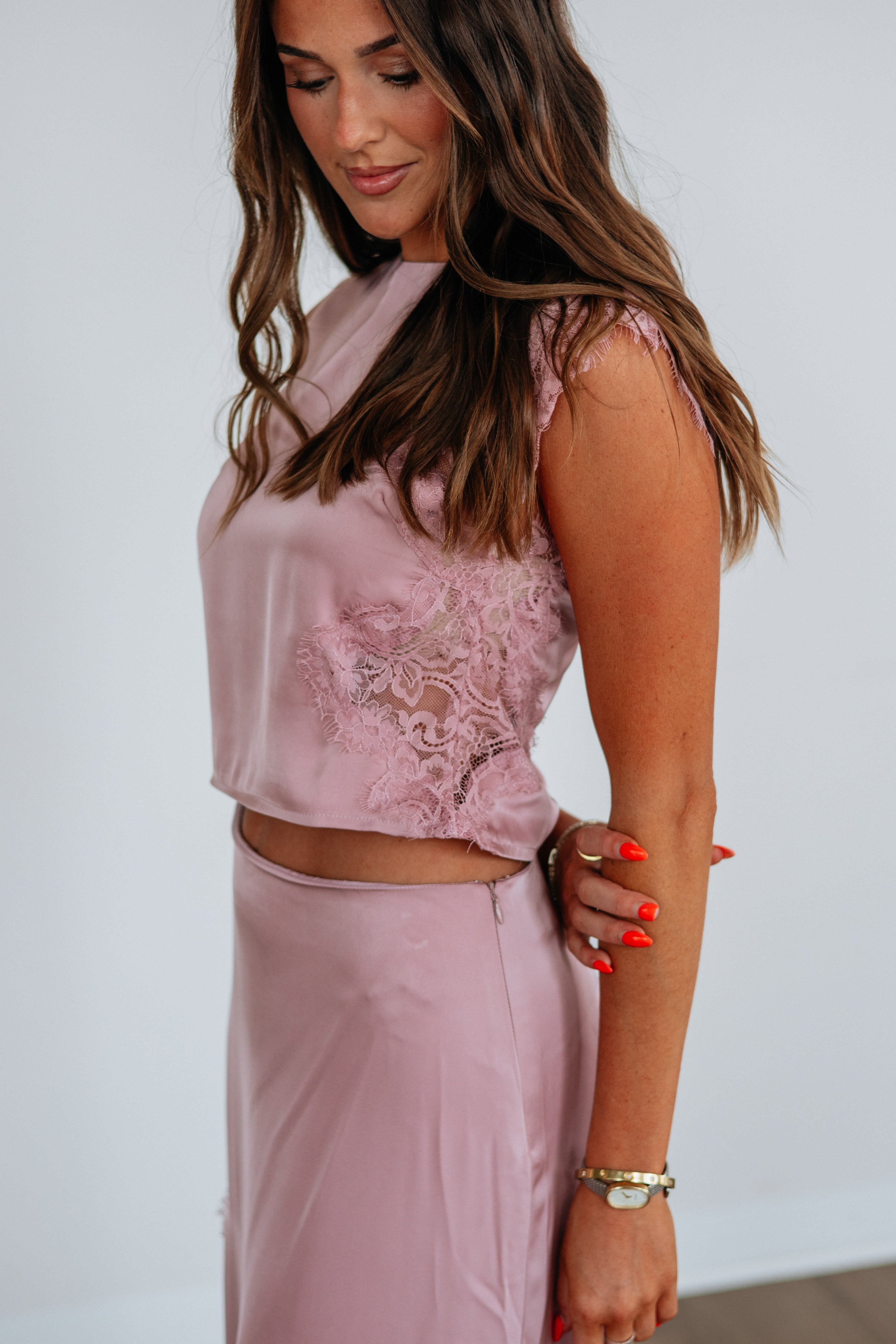 High Neck Keyhole Floral Lace Trim Fitted Satin Top in Dusty Rose
