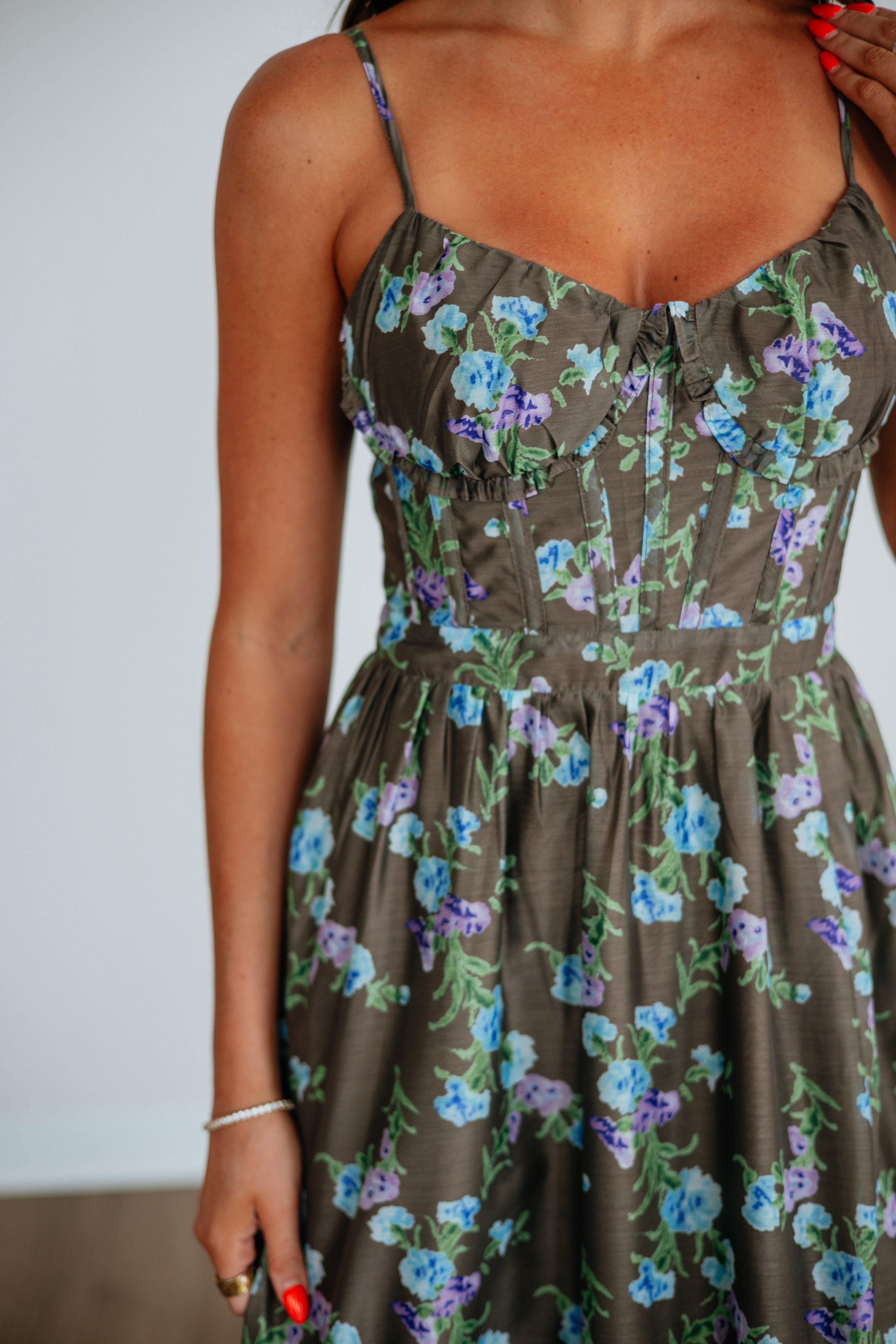 Sweetheart Corset Tiered Ruffle Floral Maxi Dress in Cocoa Polyester