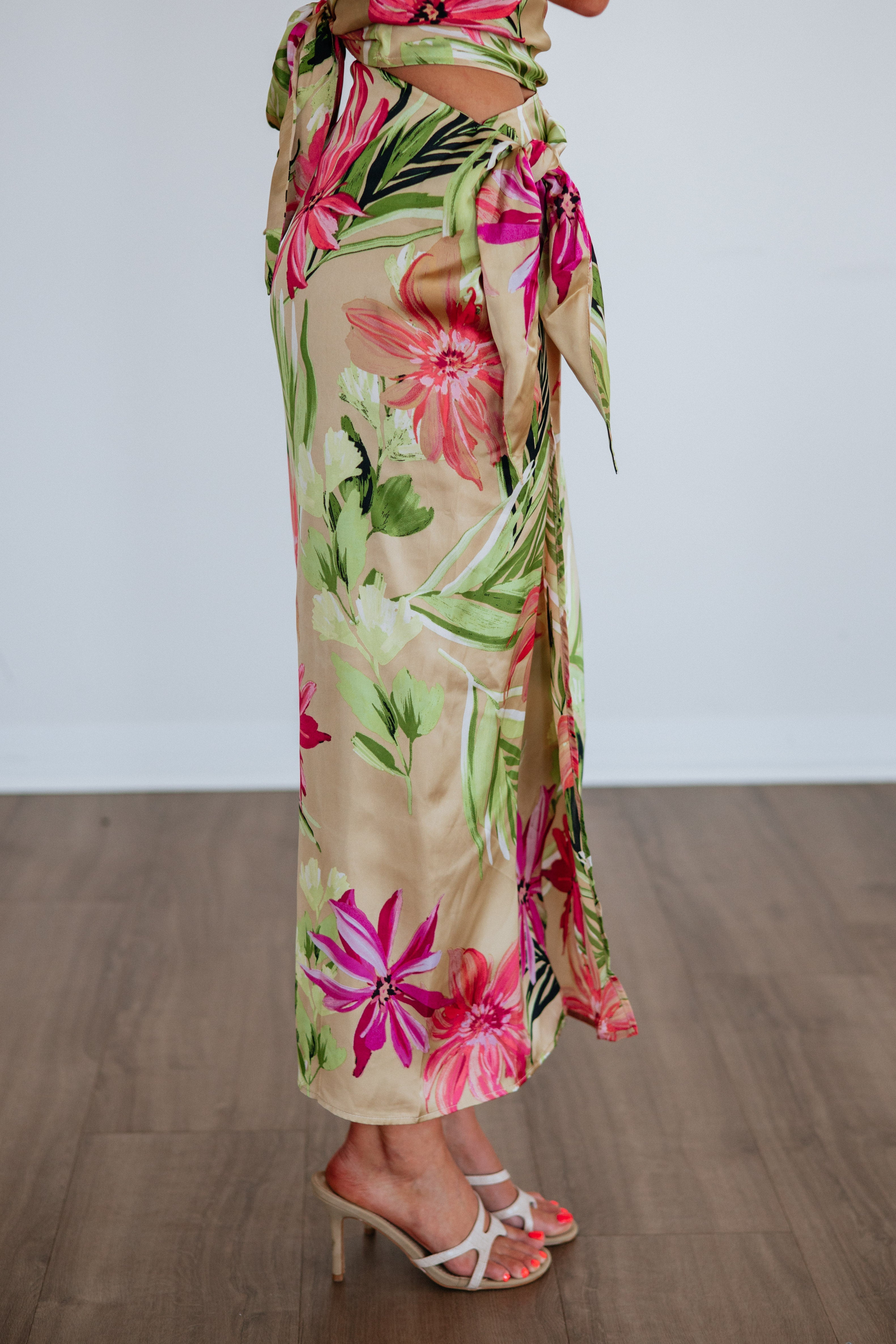 Sarong Wrap Midi Skirt in Sand Mix Polyester